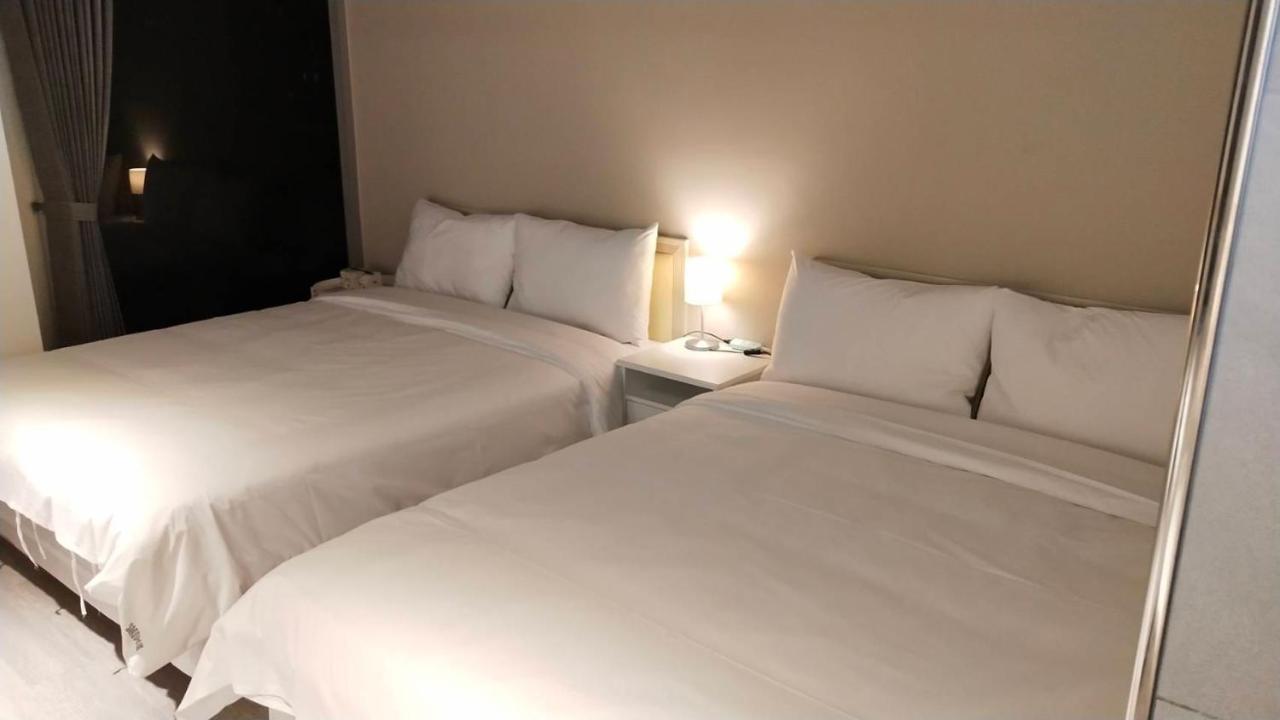 想想逢甲 Shine Residence Taichung Extérieur photo